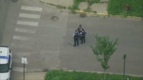 Man hospitalized after being shot on Chicago's West Side, police say