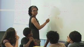 Teach for America recruits step up as Illinois teachers consider leaving classrooms