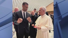 Chicago’s Killerspin gifts Pope Leo custom ping-pong table