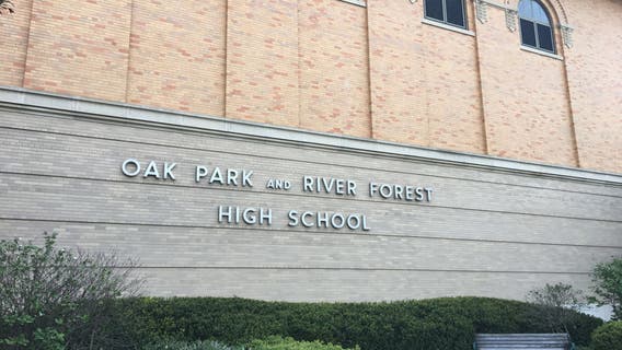 Chicago area high school removes bathroom doors to prevent vaping, fighting