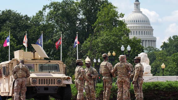 Chicago residents split on National Guard presence as officials resist Trump's plan
