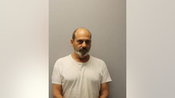 Chicago-area man charged after robbing pizza delivery driver at knifepoint, police say