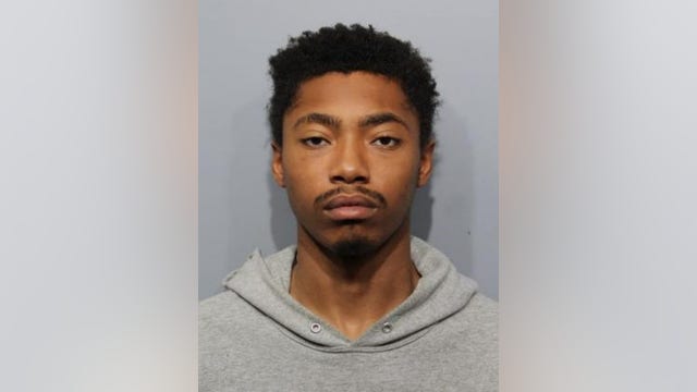 Chicago courthouse arrest nets suspect in suburban hotel shooting