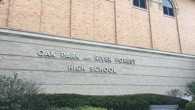Chicago area high school removes bathroom doors to prevent vaping, fighting