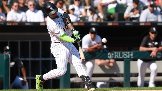 Lenyn Sosa homers as the White Sox cool off the Yankees with a 3-2 win