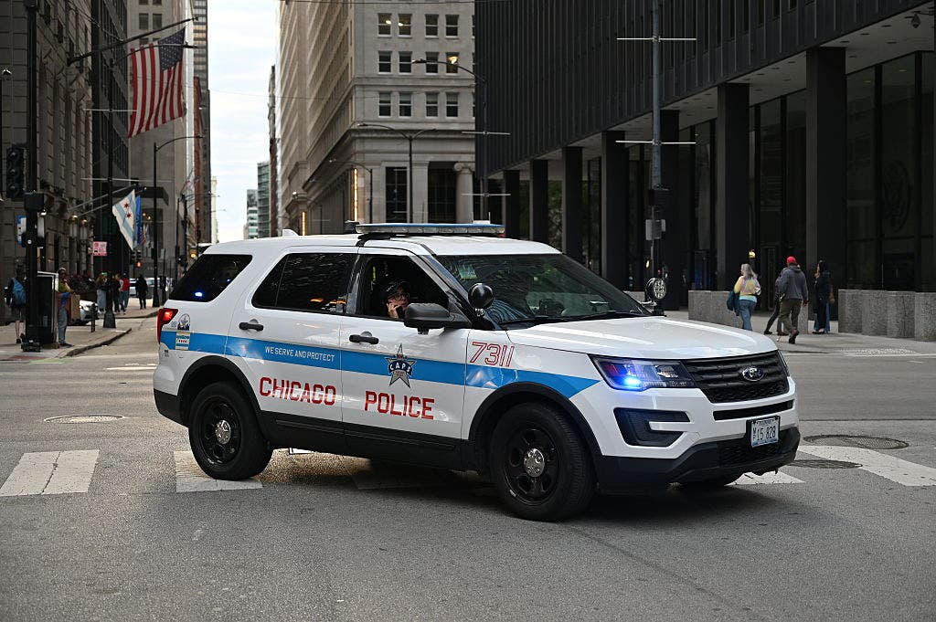 Public hearing in Pilsen to examine Chicago police, ICE interactions