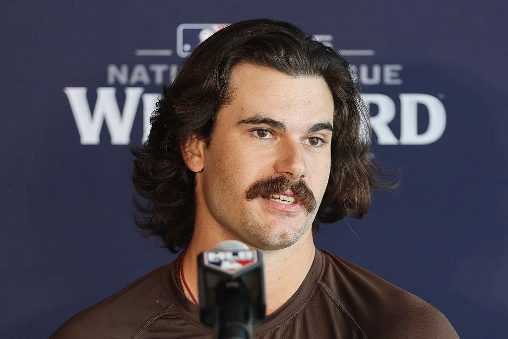 Blue Jays reportedly agree with pitcher & potential Cubs target Dylan Cease on $210 million deal