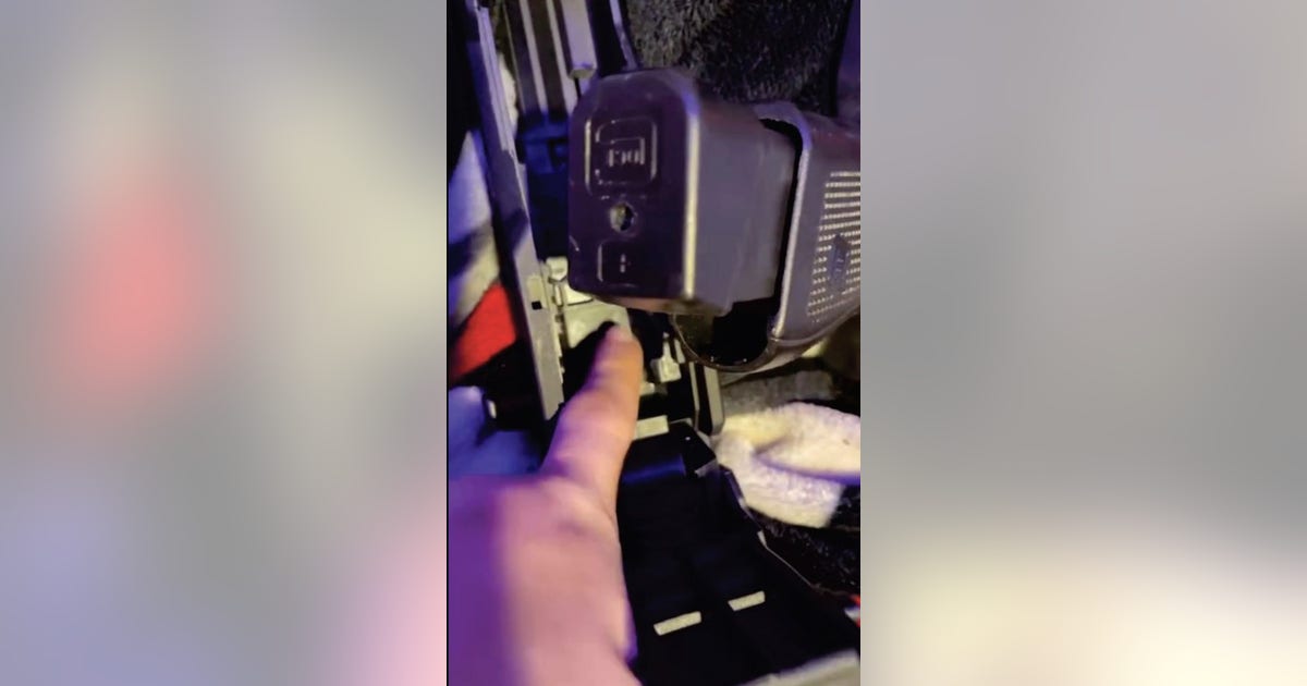 Chicago man charged after allegedly carrying machine gun in Riis Park ...