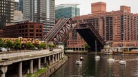 Downtown bridge lifts along Chicago River begin Wednesday, city says