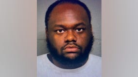 Man charged in Chicago-area shooting that left 4 injured, 1 dead: police