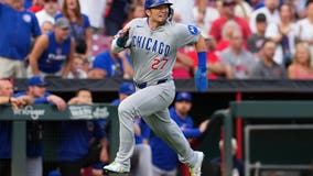 Spencer Steer hits 2 of the Reds’ 5 homers in a 7-4 win over the Cubs