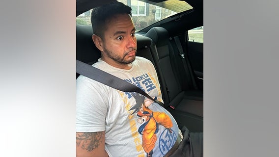 ICE says convicted murderer arrested in Chicago suburb after Illinois prison release