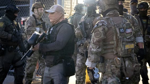 More than 400 arrests made in Chicago area operation so far, top immigration official says