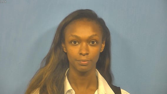 Suburban attorney accused of forging hundreds of service hours for client, prosecutors say