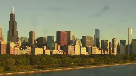 Chicago weather: Sunny and breezy today before showers return tonight