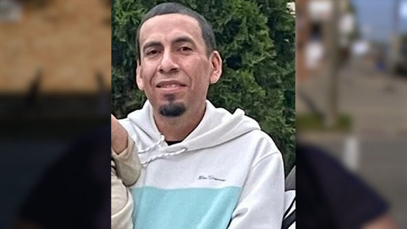 Family of suspect killed by ICE officer near Chicago speak out