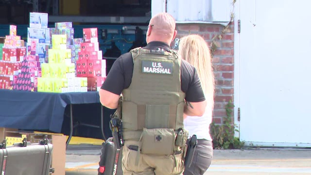 Feds raid suburban Chicago vape distributor
