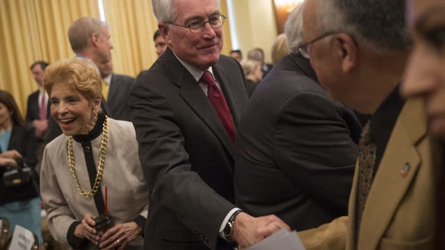 Former Illinois Gov. Jim Edgar, a popular two-term Republican, dies at 79