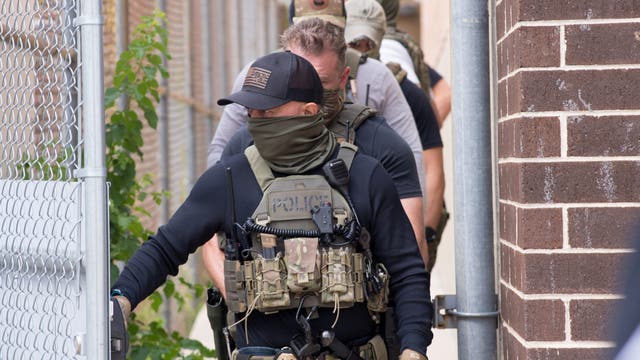 Chicago, more suburbs issue warnings about possible ICE activity