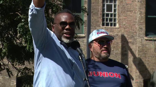 Johnson criticizes Trump during Labor Day protest: 'No troops in Chicago!'