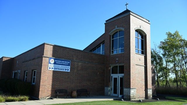 Orland Park secures temporary home for Secretary of State facility