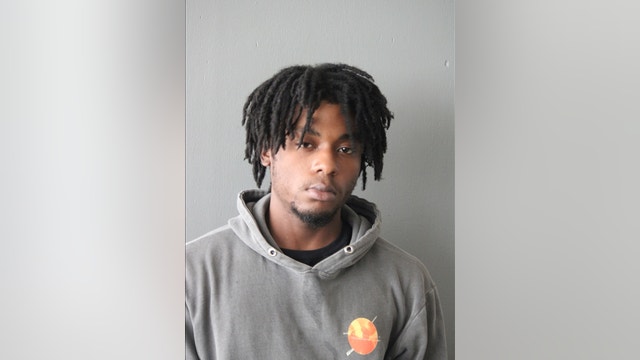 Chicago man arrested nearly 5 months after shooting 19-year-old woman, police say