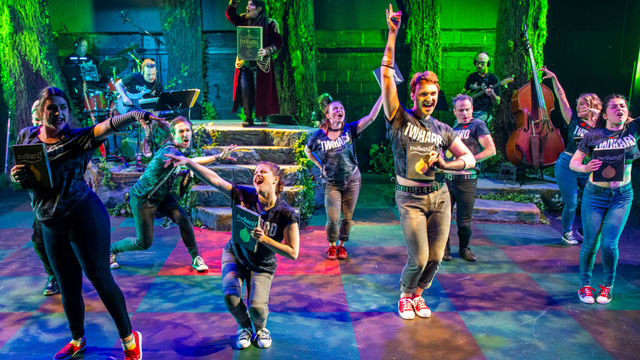 Twilight musical parody returns to Chicago with Netflix star