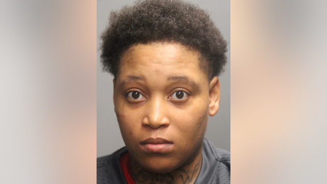 Woman charged in shooting outside Chicago Jewel-Osco that wounded teenage girl