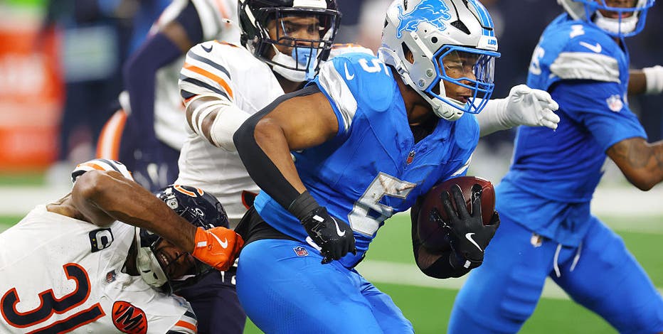 Grading the Chicago Bears in their blowout loss to Detroit