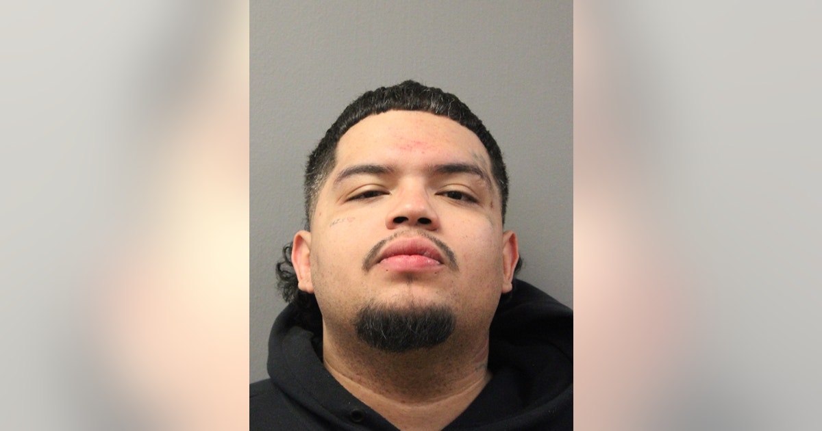 Chicago man charged with attempted murder of CPD officer, police say ...