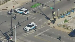Chicago crime: Man with gun ran from officers before being shot, police say