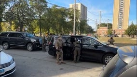 ICE detains 4 people outside Chicago homeless shelter, officials say