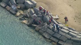 Recovery mission ongoing for missing man in Lake Michigan, woman hospitalized: CFD