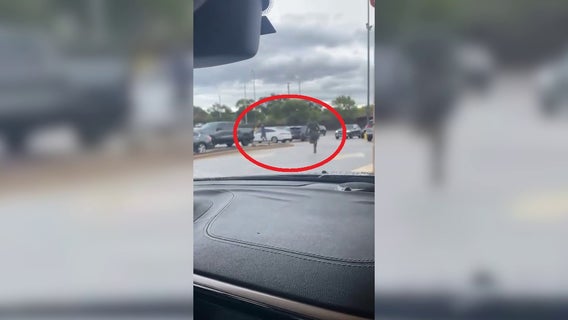 Video shows federal agents chase man outside Home Depot in Chicago Ridge