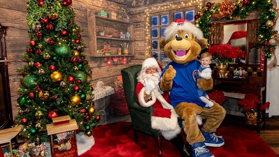 Christkindlmarket, holiday fun return to Wrigleyville this year