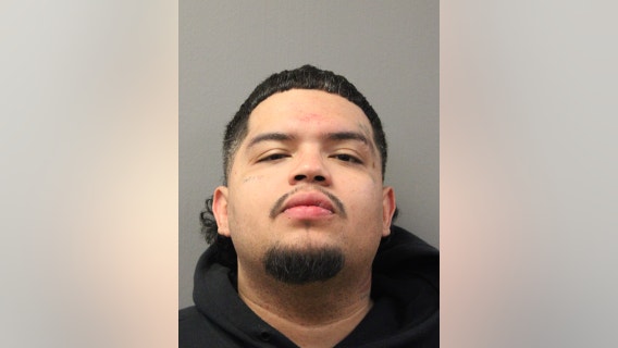 Chicago man charged with attempted murder of CPD officer, police say