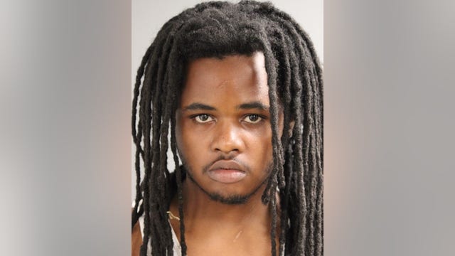 Chicago crime: Man charged in River North armed robbery