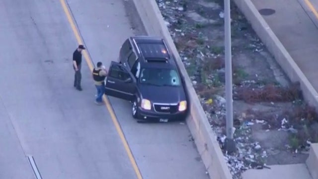 Driver killed after large metal object crashes through windshield on Dan Ryan Expressway