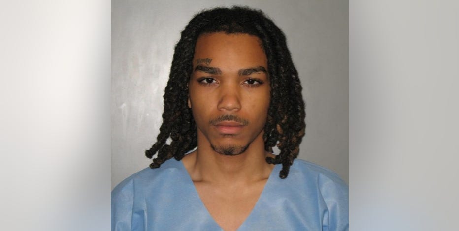 Chicago man charged with attempted murder in Evergreen Park Walmart shooting