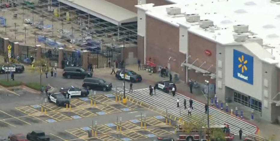 2 people shot at Evergreen Park Walmart; suspect in custody