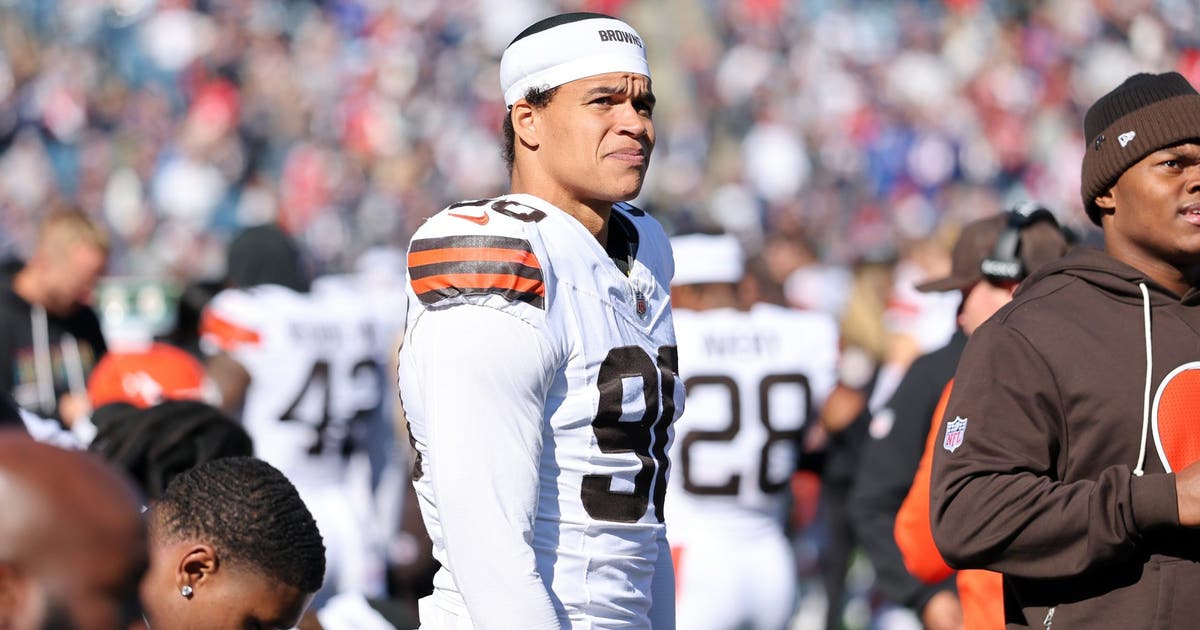 How newly acquired DE Joe Tryon-Shoyinka fits into the Chicago Bears ...