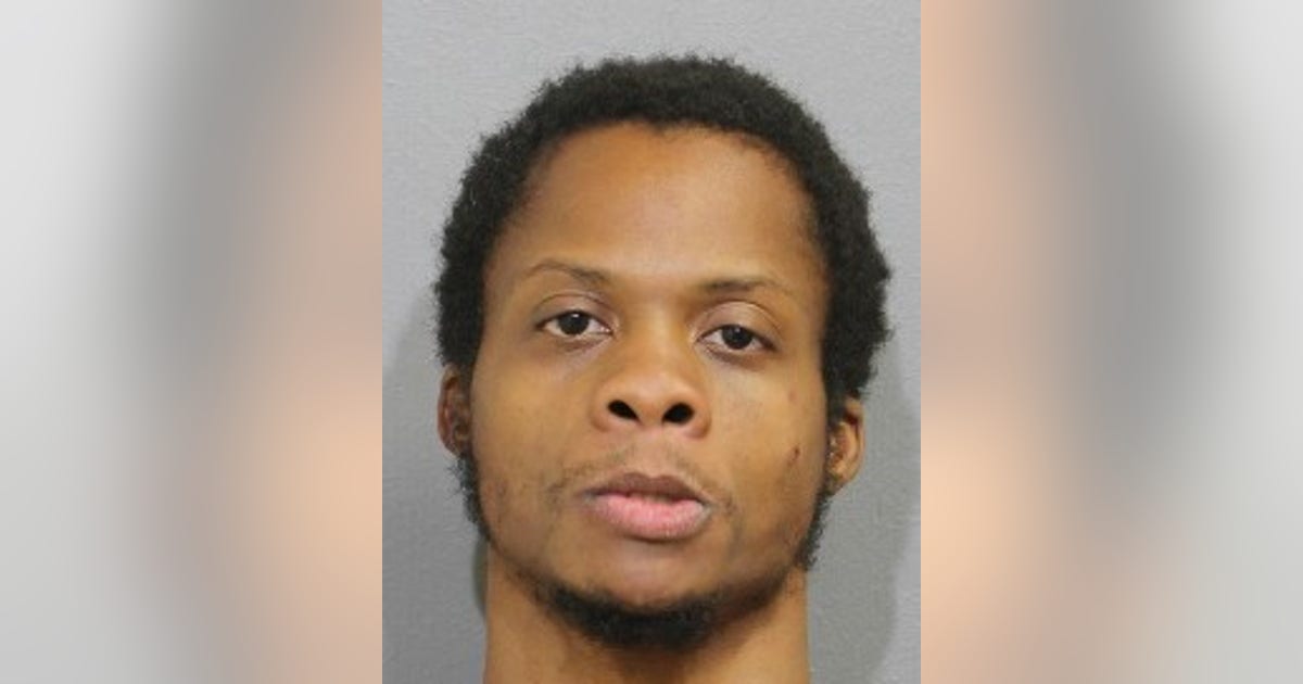 Chicago man charged with attempted murder in South Side stabbing | FOX ...