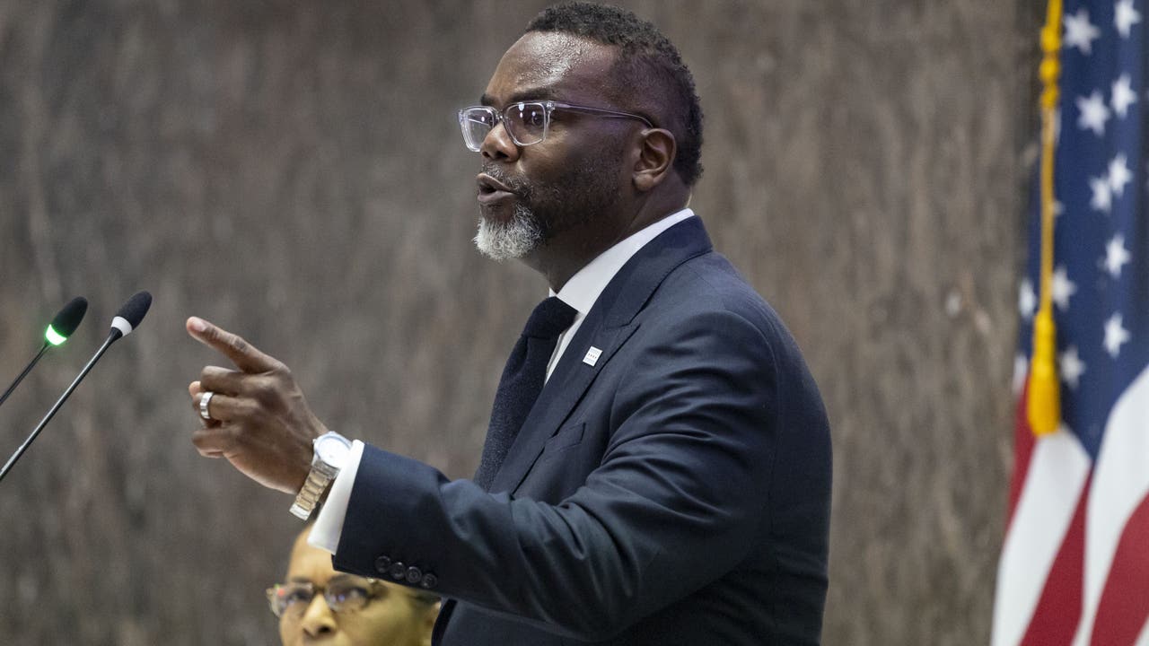 Chicago alders urge Mayor Johnson to slow down on $16.7B budget push