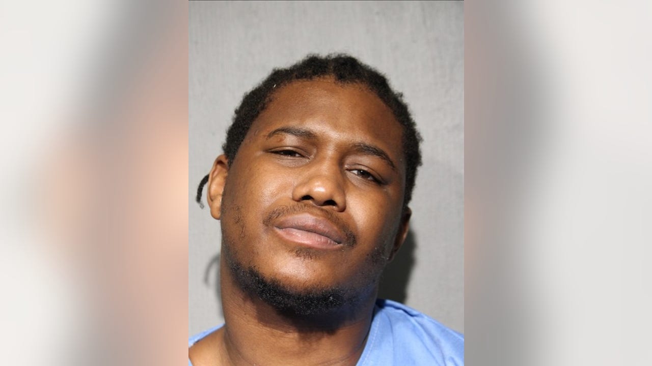 Man shot by Chicago police charged with aggravated assault of officer