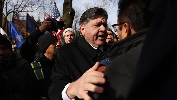 Chicago alder confronts Gov. JB Pritzker in Little Village over corporate tax