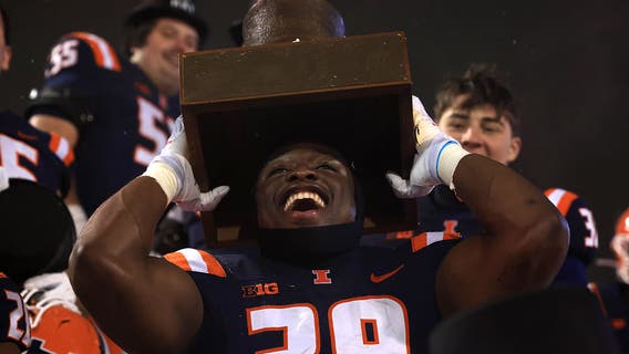 Miles Scott's 2 late interceptions secures the Hat for Illinois' win over Northwestern