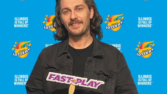 Chicago man wins nearly $500K ahead of holidays after buying $10 ticket