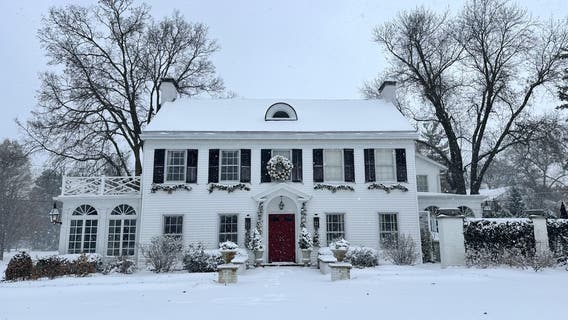 Photos: Chicago, suburban residents capture Saturday's snowstorm