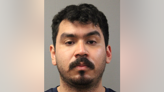 Chicago man charged for fatally stabbing woman in Logan Square: police