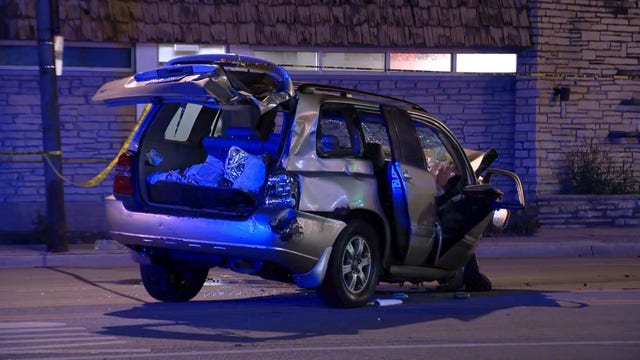 Chicago crash: 2 killed, 1 hurt after SW Side collision, police say